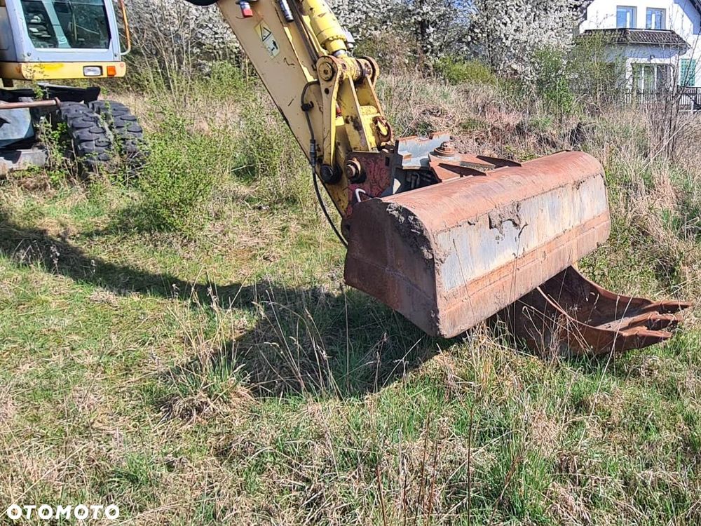 New Holland MH PLUS - 8