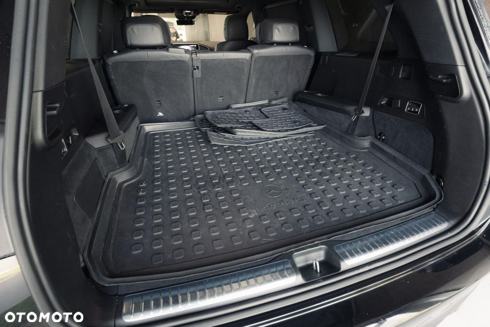 Mercedes-Benz GLS - 37