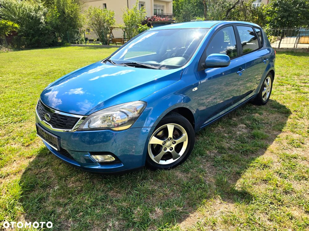Kia Ceed 1.4 CVVT Vision - 14