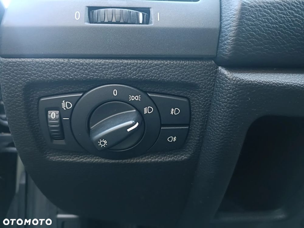 BMW Seria 1 116i - 13