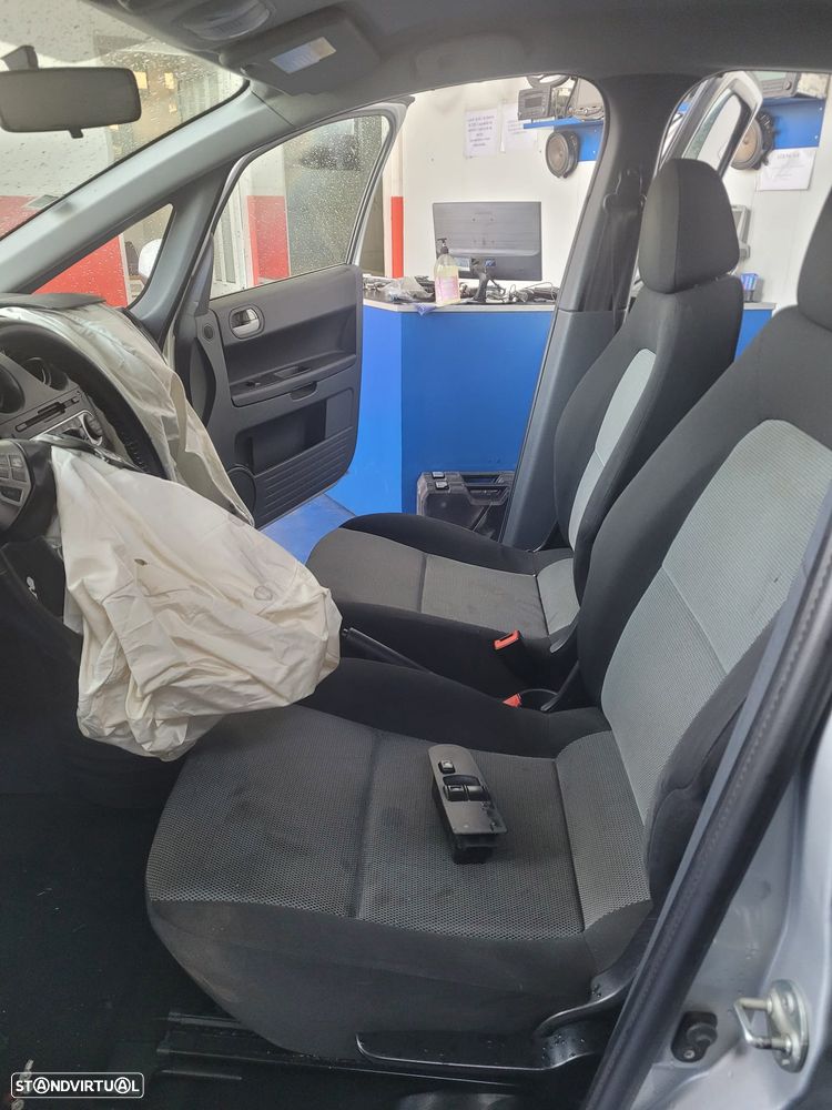 Mitsubishi Colt, 1124cc, de 2010 ás peças. - 5