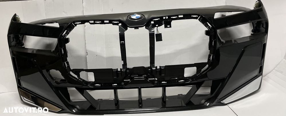 Bara fata BMW Seria 7 i7 G70 M -Paket - 5