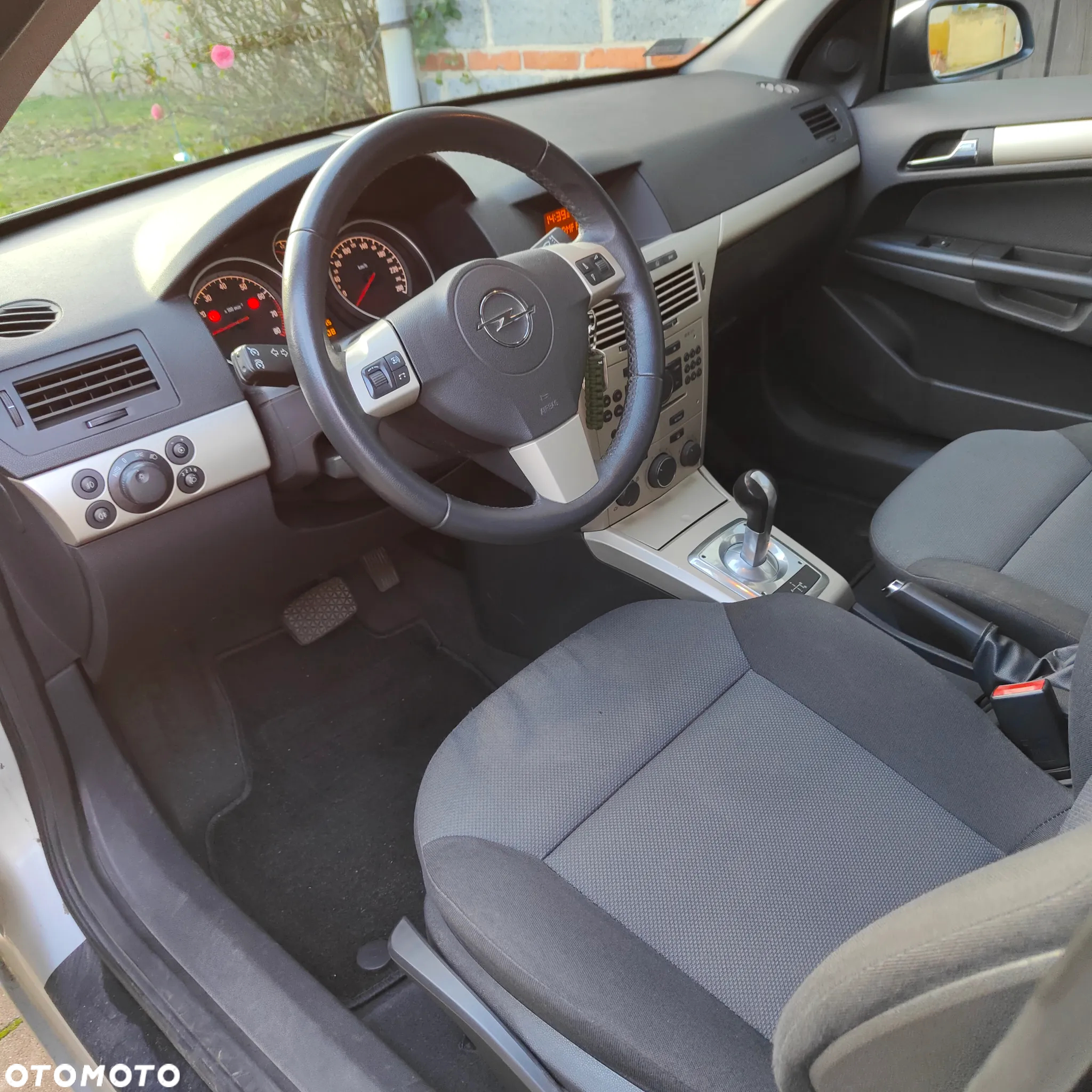 Opel Astra - 14