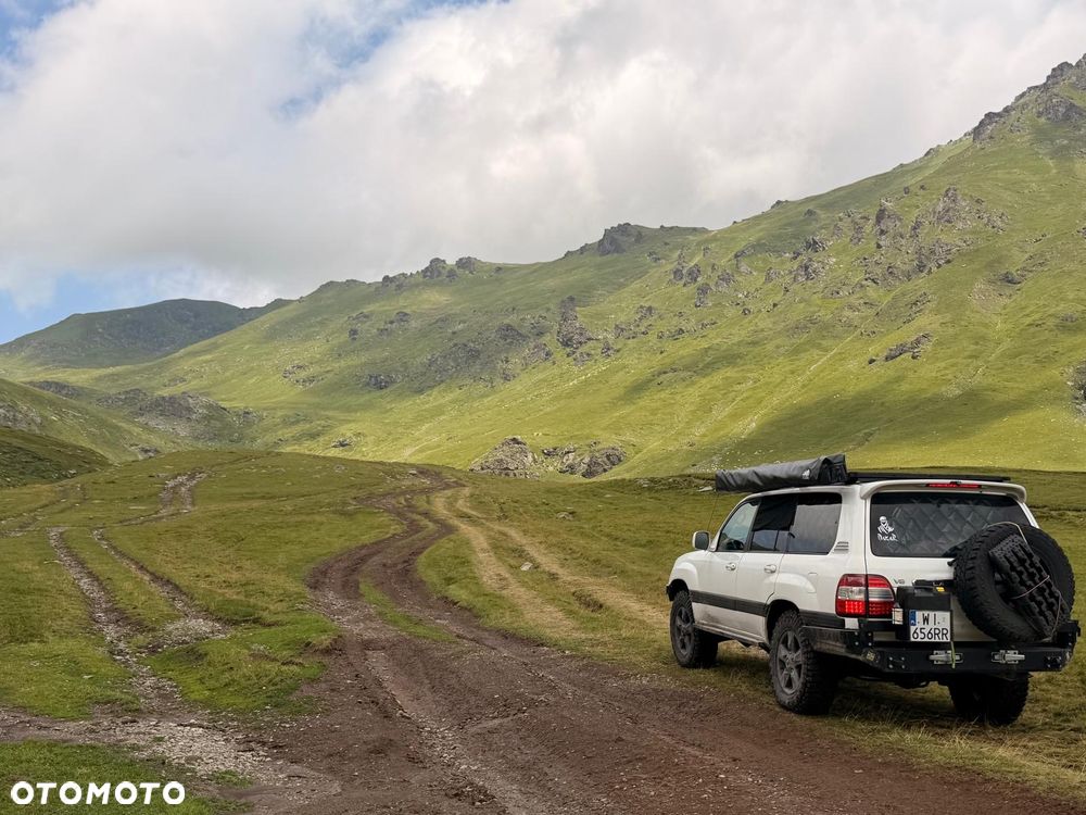 Toyota Land Cruiser 100 Executive - 14