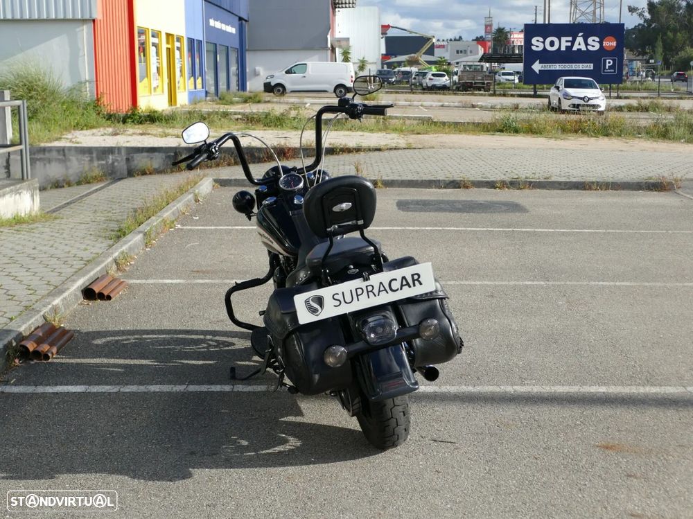 Harley-Davidson FLST - 5
