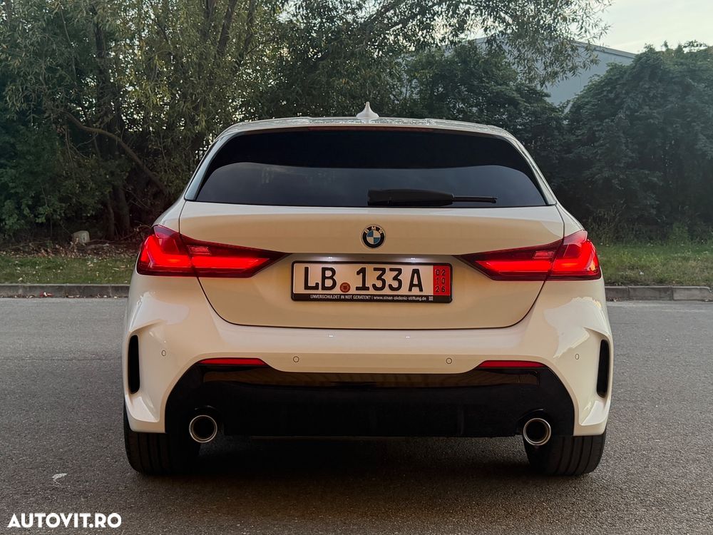 BMW Seria 1 - 22