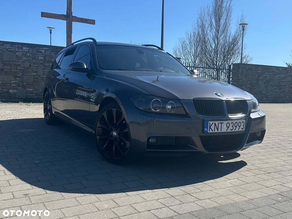 BMW Seria 3 325xi - 39
