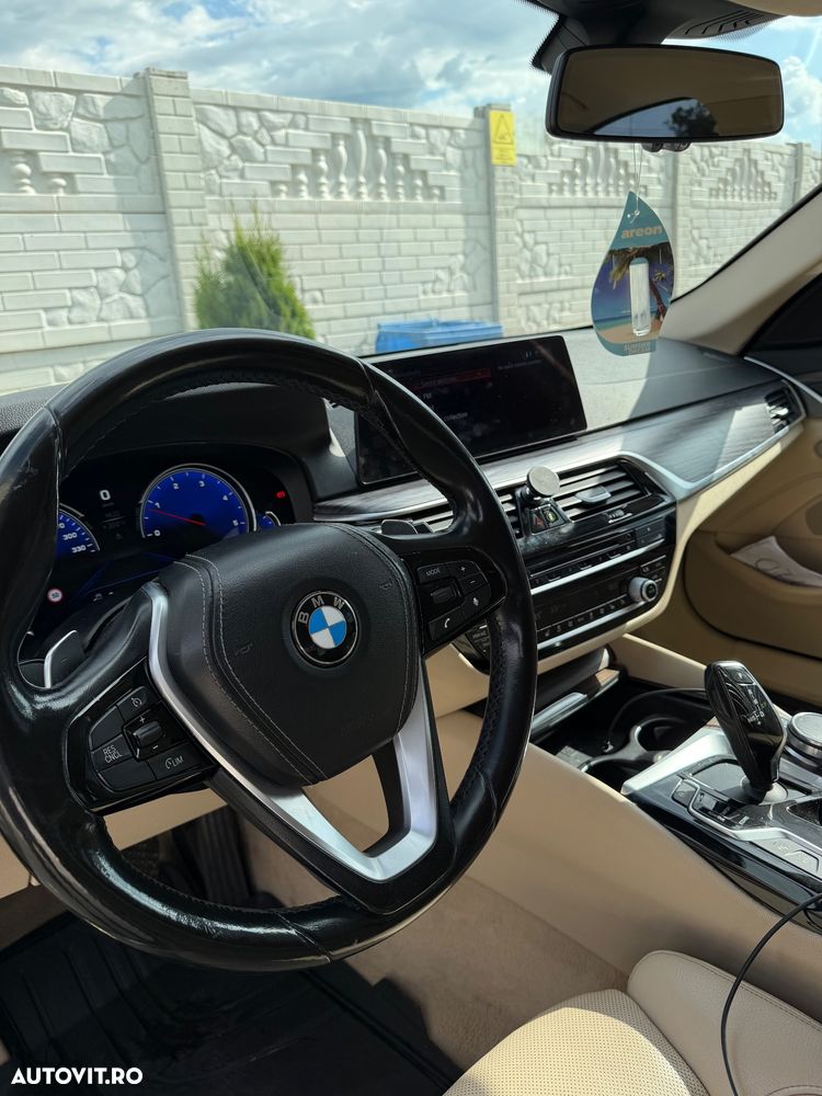 BMW Seria 5 520d xDrive AT - 4