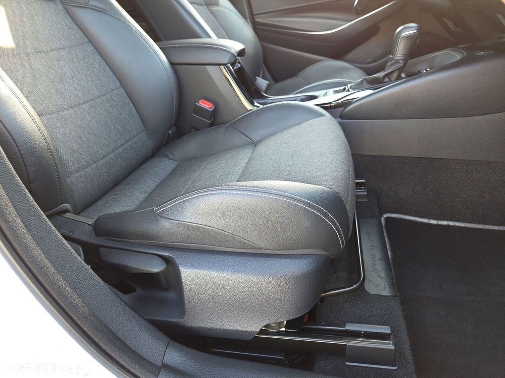 Toyota Corolla 1.8 Hybrid Style - 9