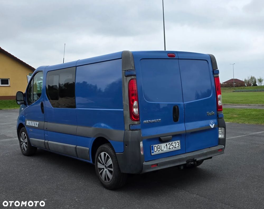 Renault TRAFIC - 4