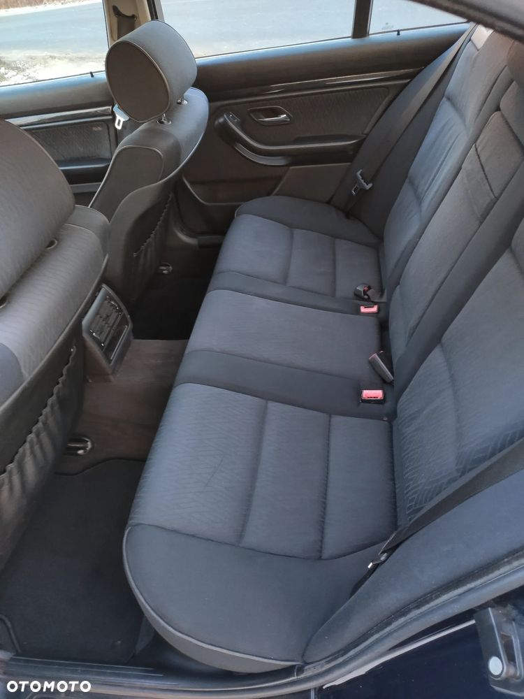 BMW Seria 5 - 8