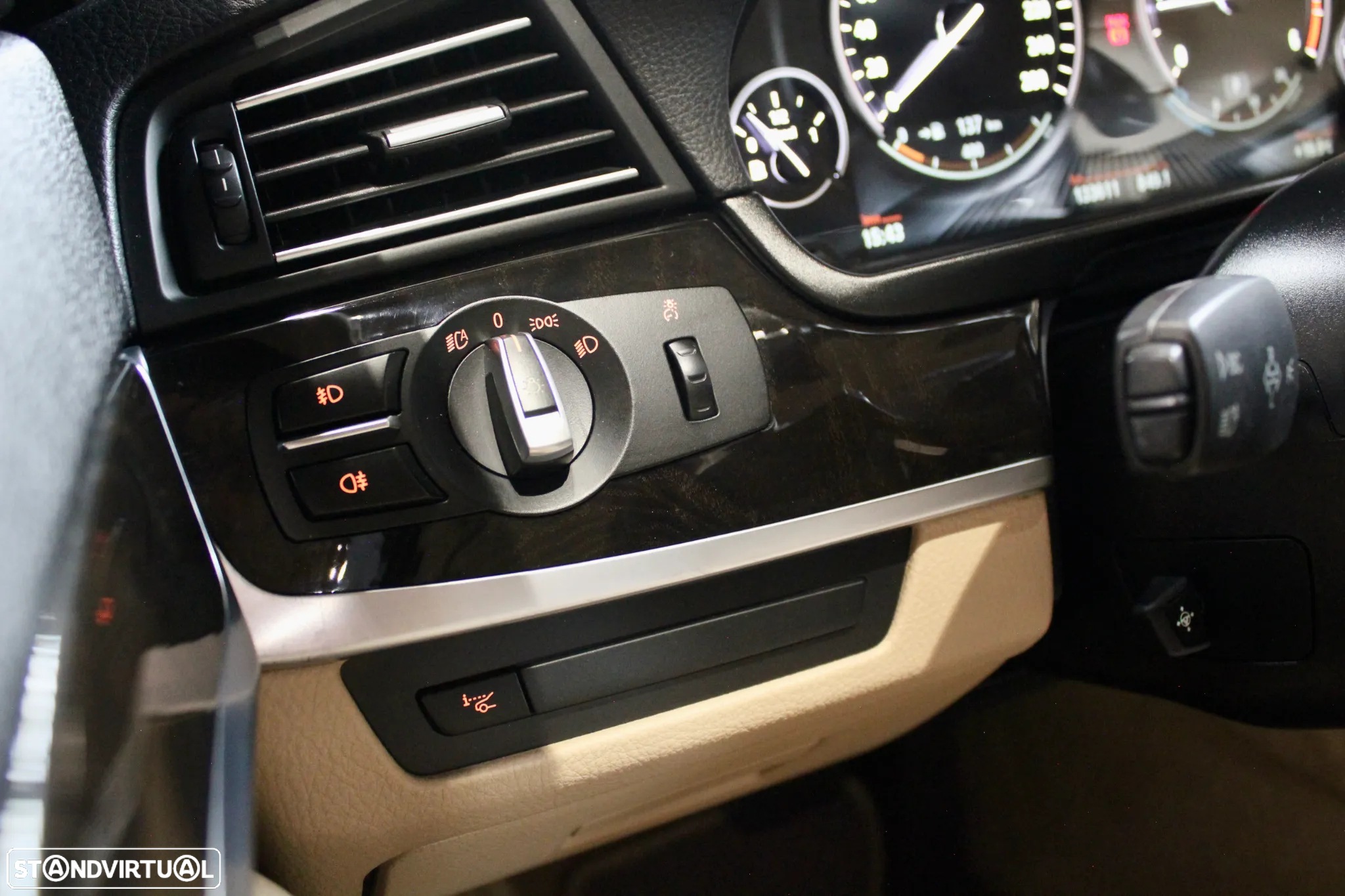 BMW 525 d Line Luxury Auto - 28
