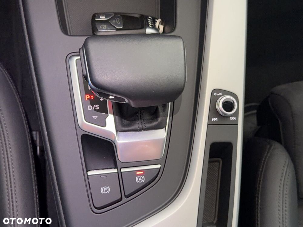 Audi A4 Limousine - 26