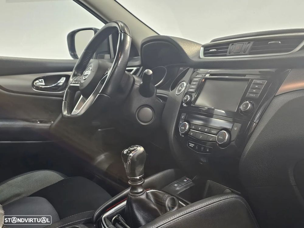Nissan Qashqai 1.5 dCi N-Connecta J18 - 36