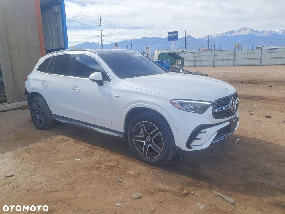 Mercedes-Benz GLC - 4