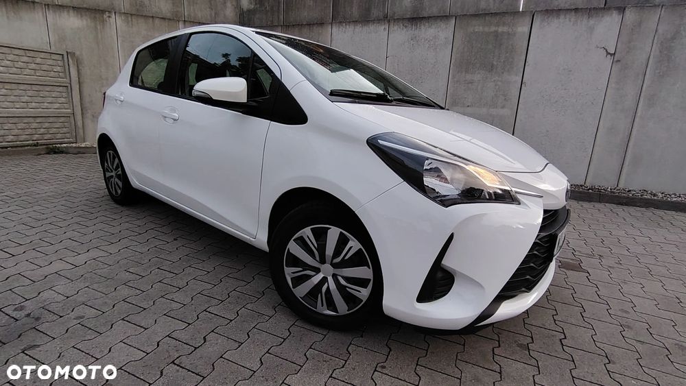 Toyota Yaris - 11