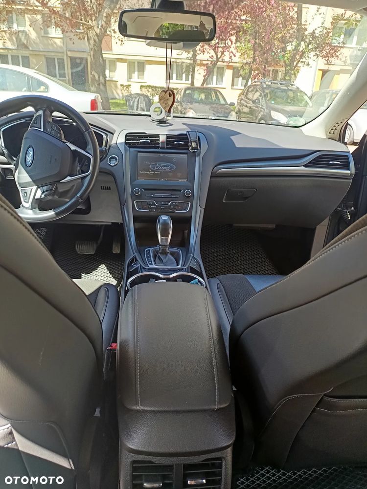 Ford Mondeo 2.0 TDCi Titanium PowerShift - 8