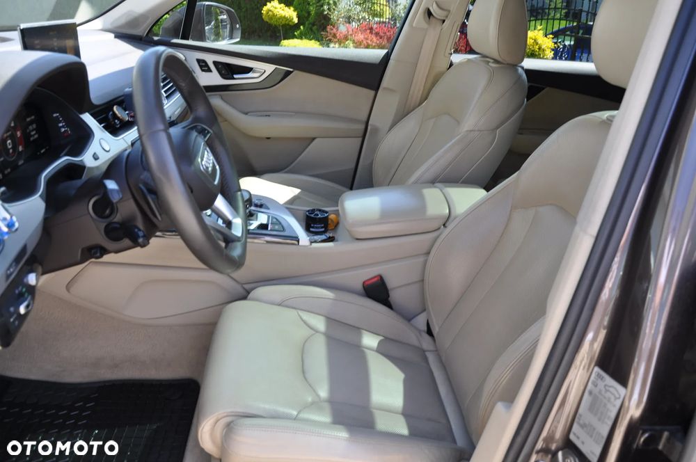 Audi Q7 3.0 TDI Quattro Tiptronic - 13