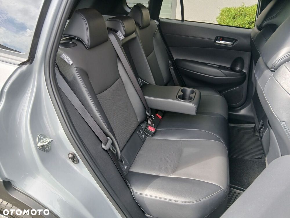 Toyota Corolla Cross 2.0 Hybrid Executive - 22