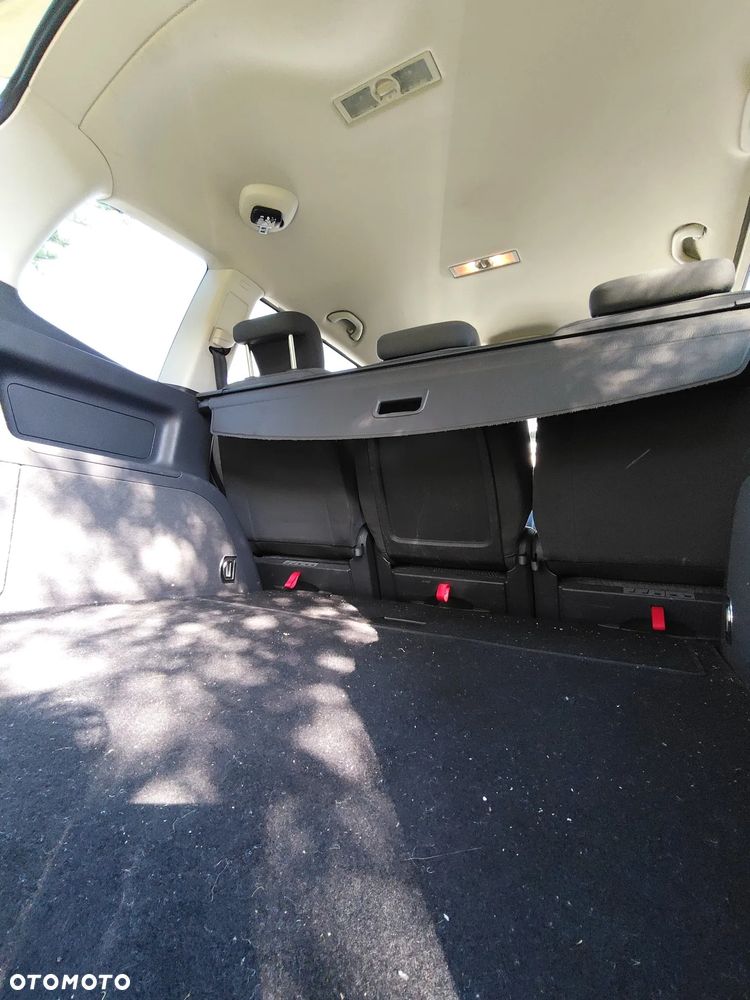 Volkswagen Touran 1.4 TSI Cross DSG - 30