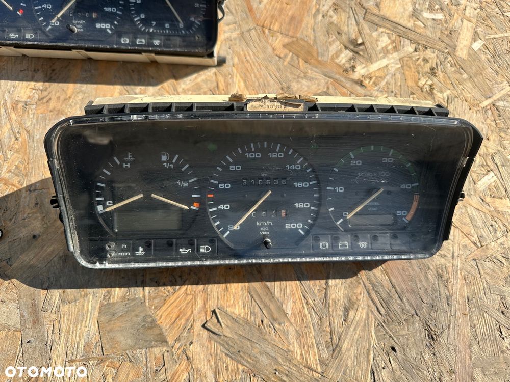 LICZNIK VOLKSWAGEN TRANSPORTER T4 81117788 ORYGINAŁ - 3