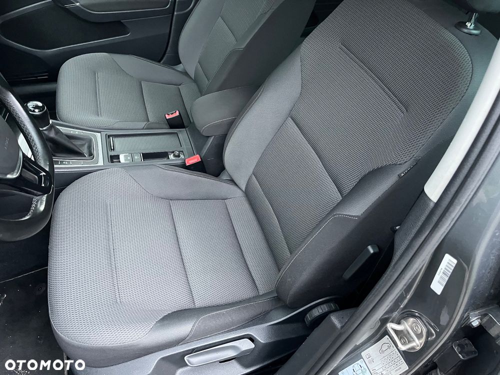 Volkswagen Golf VII 2.0 TDI BMT Comfortline - 11