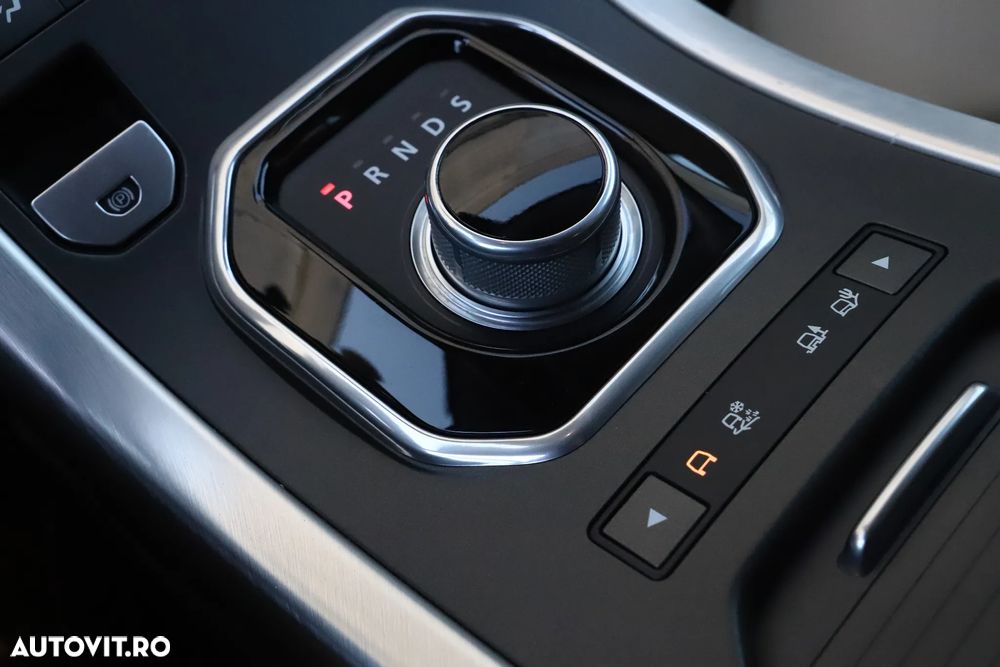 Land Rover Range Rover Evoque - 11
