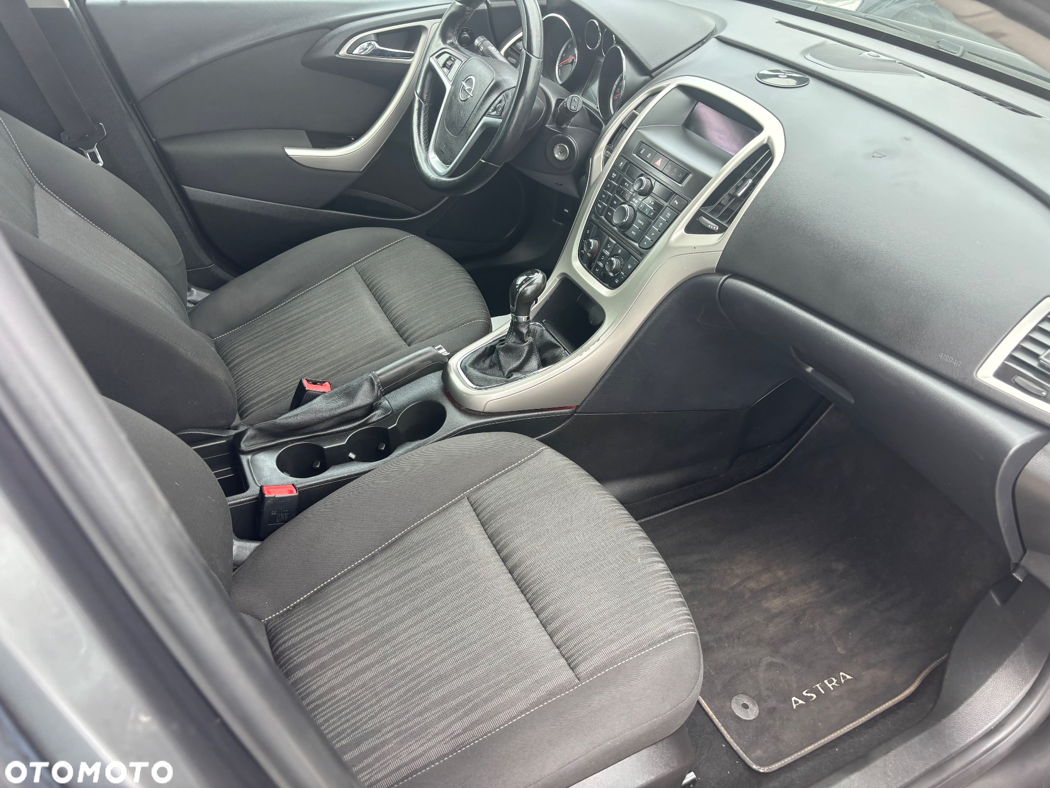 Opel Astra 1.4 Turbo Design Edition - 35
