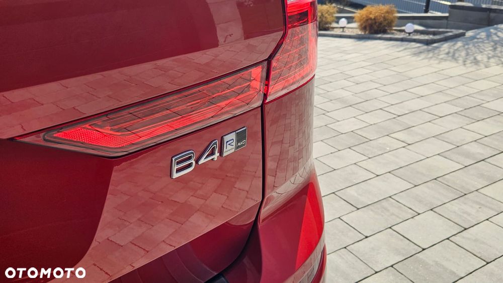 Volvo XC 60 B4 D AWD Geartronic RDesign - 17