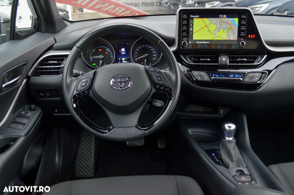 Toyota C-HR Business-Edition - 38
