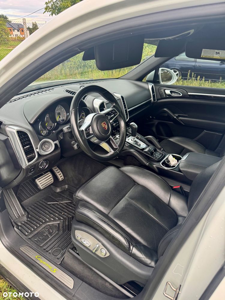 Porsche Cayenne - 13