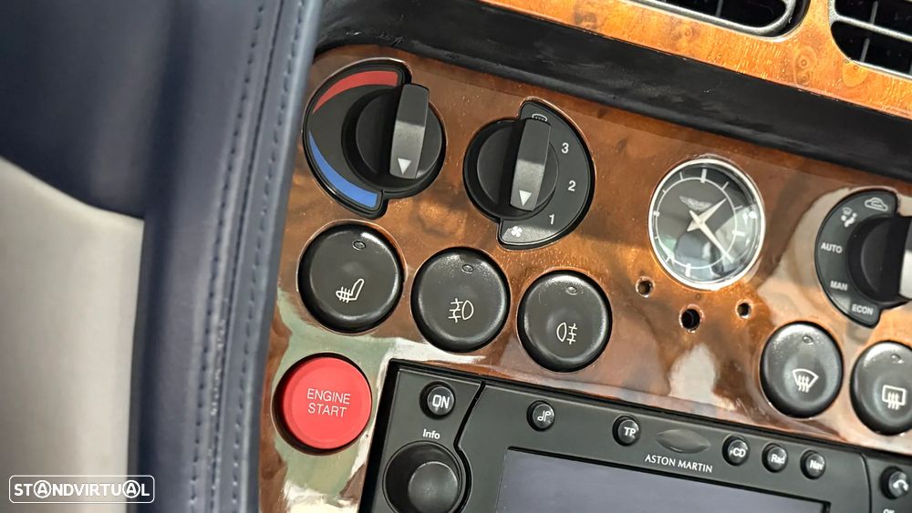 Aston Martin DB7 Vantage Coupé V12 - 22