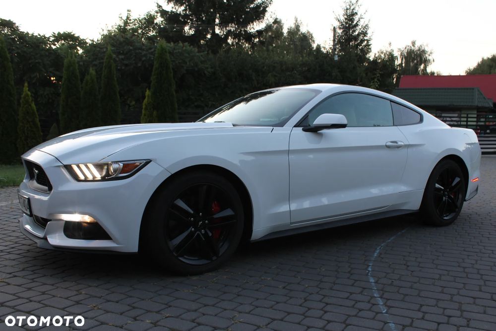 Ford Mustang 2.3 Eco Boost - 7