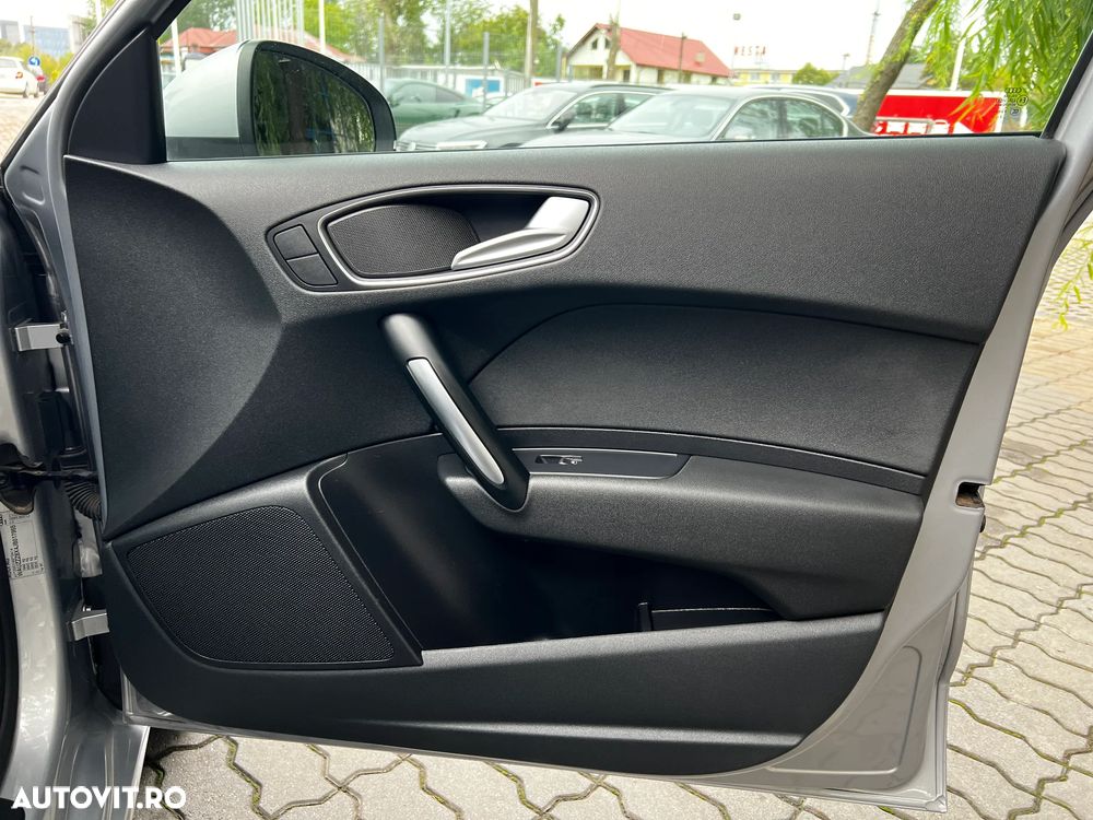 Audi A1 Sportback 1.4 TDI Design - 34