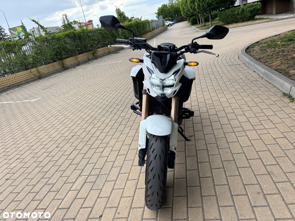 Honda CB - 4