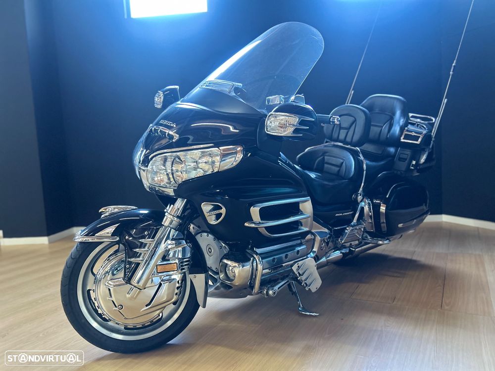 Honda Goldwing - 4