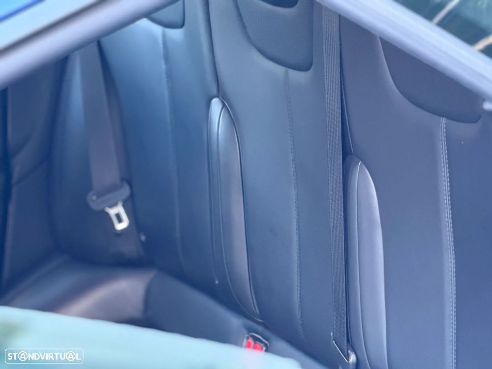 Tesla Model S - 21