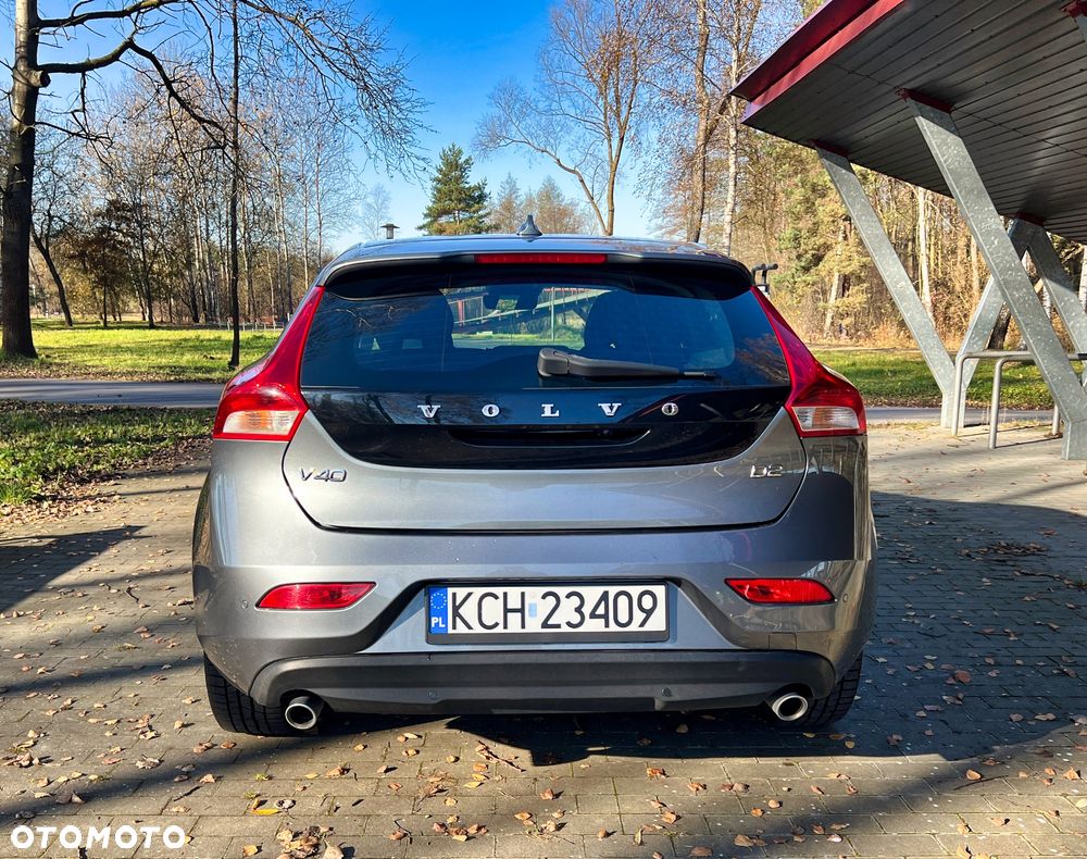 Volvo V40 D2 Inscription - 8