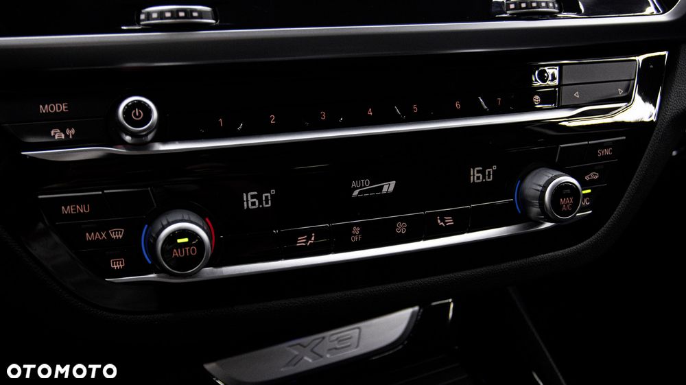 BMW X3 xDrive20d MHEV Luxury Line - 23
