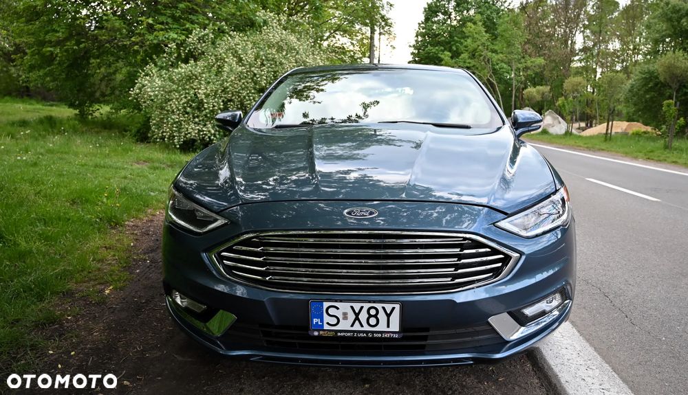 Ford Fusion 2.0 EcoBoost Titanium - 4
