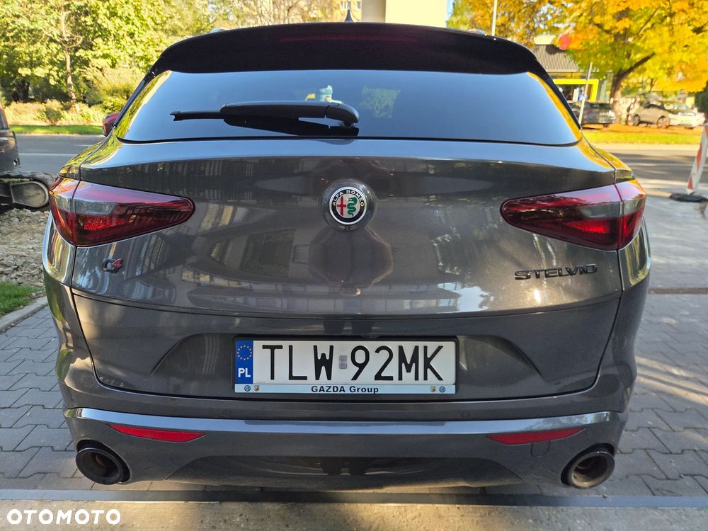 Alfa Romeo Stelvio 2.0 Turbo Veloce Q4 - 7
