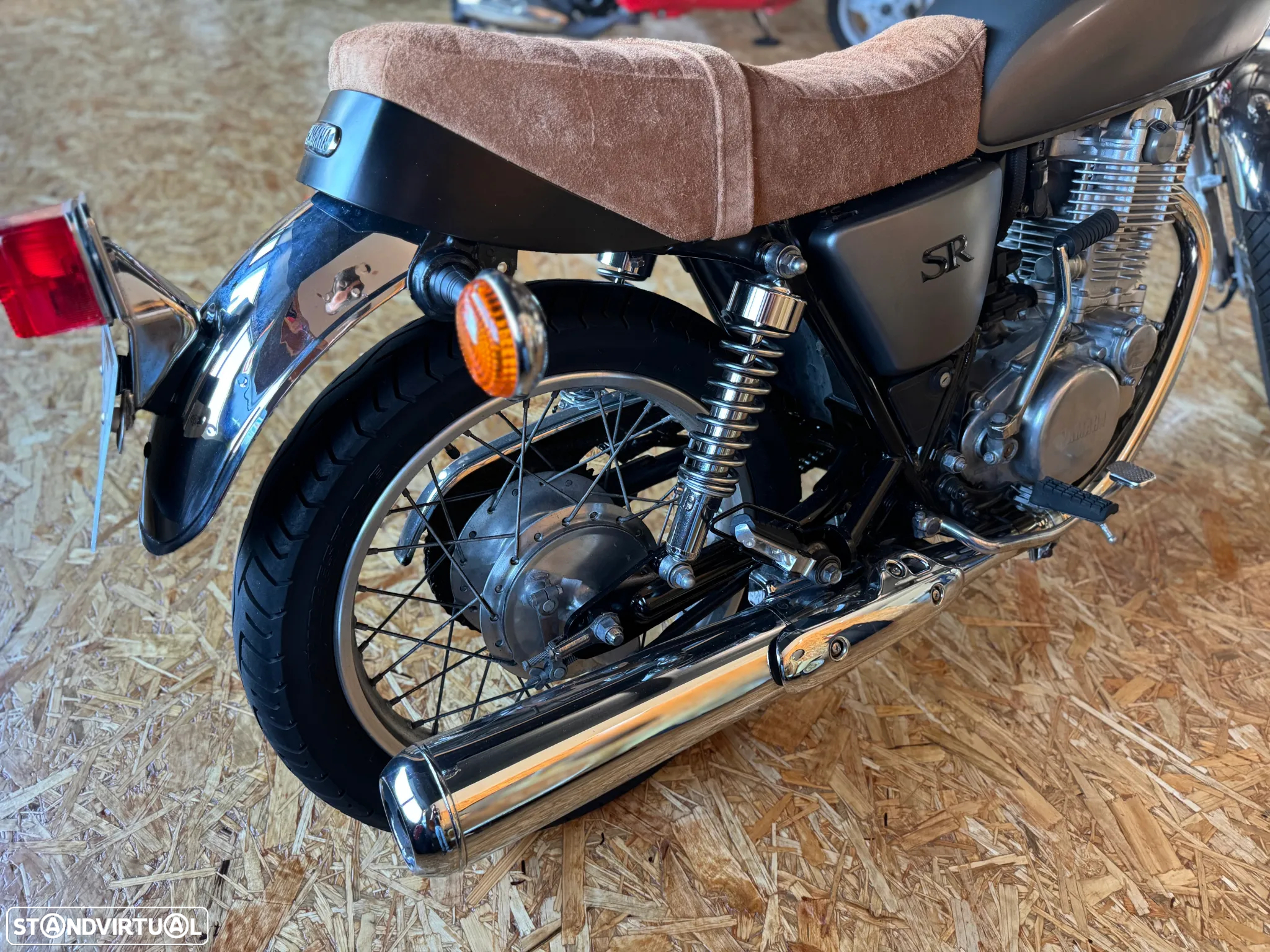 Yamaha SR 400 - 7