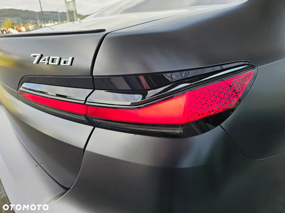 BMW Seria 7 - 15