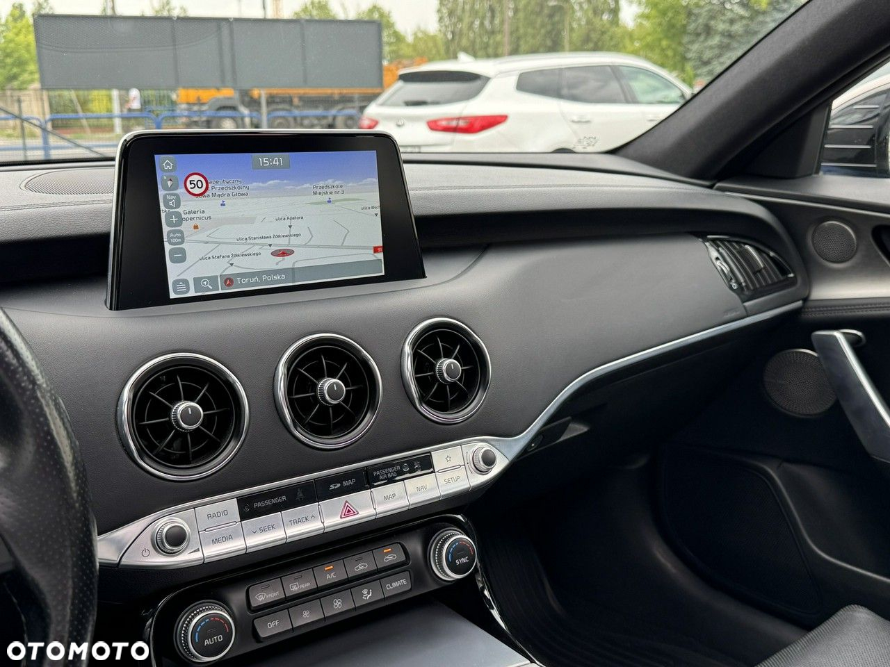 Kia Stinger 2.0 T-GDI GT Line - 27