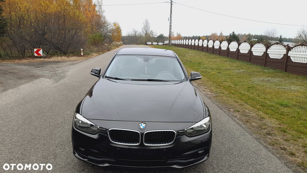 BMW Seria 3 318d - 2