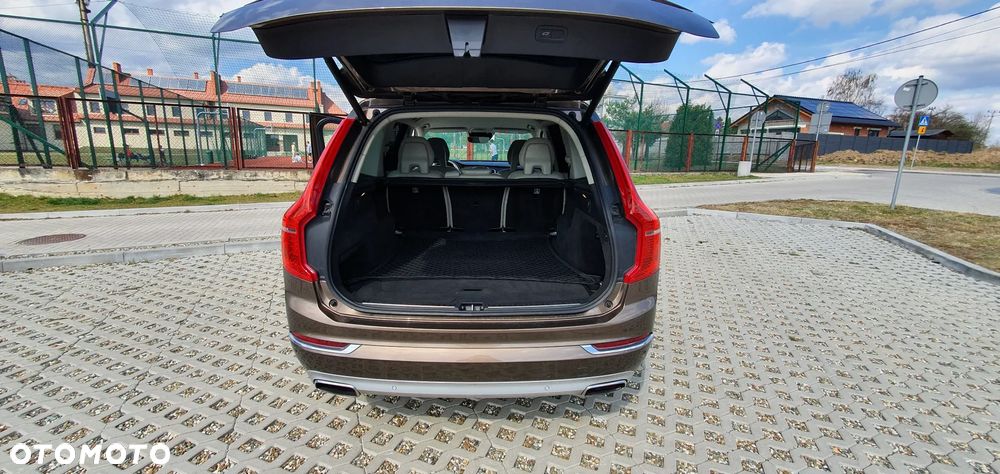 Volvo XC 90 D5 AWD Inscription - 8
