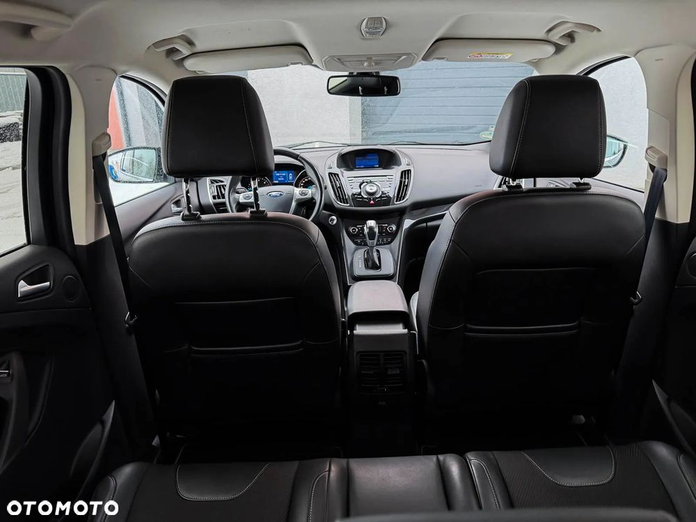 Ford Kuga 2.0 TDCi 4x4 Titanium - 27