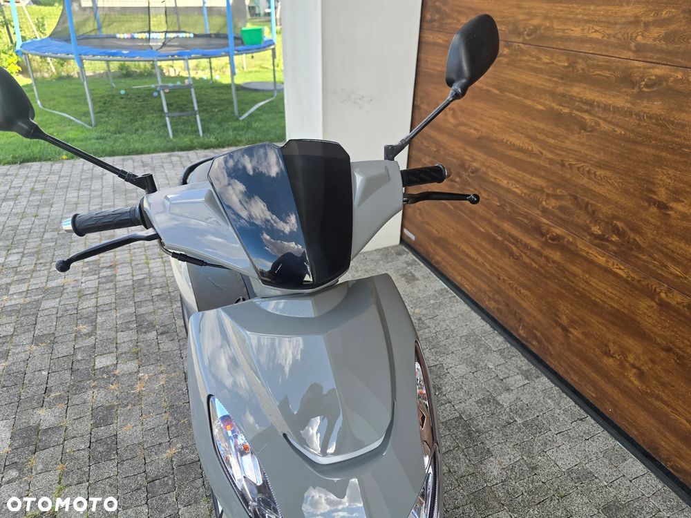 Peugeot Kisbee - 4