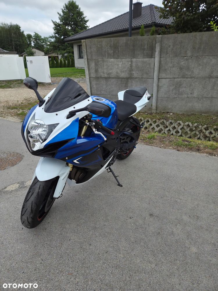 Suzuki GSX-R - 2
