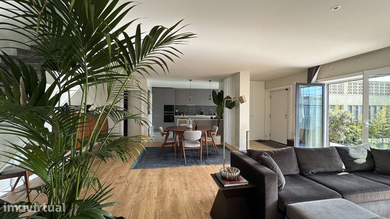 Moradia T2 Isolada com Piscina e Jardim - Grande imagem: 4/39